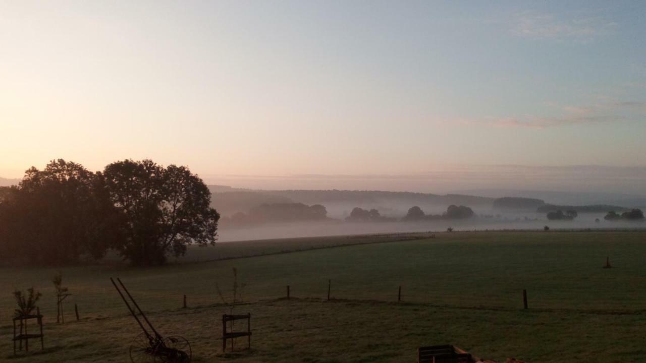 La croisée des champs, gîte entre Durbuy et La Roche en Ardenne Érezée Extérieur photo